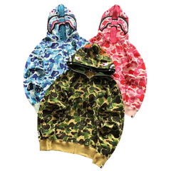 BAPE Graphic Hoodie 55012011