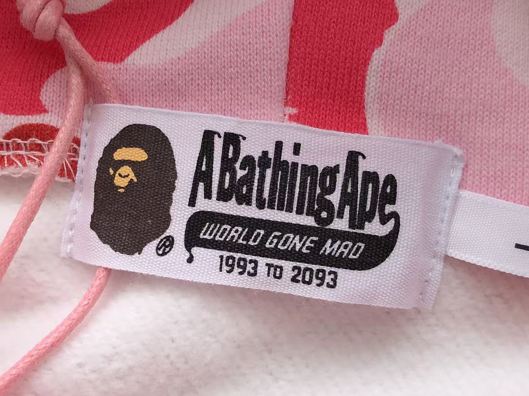 BAPE x Hello Kitty Camo Full-Zip Hoodie — Pink — #002